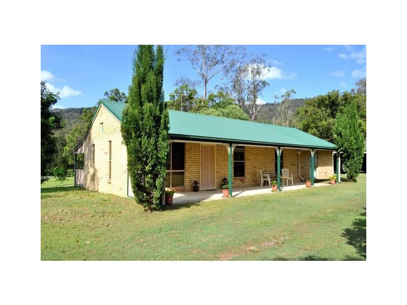 82 Noonara Drive, Canungra QLD 4275