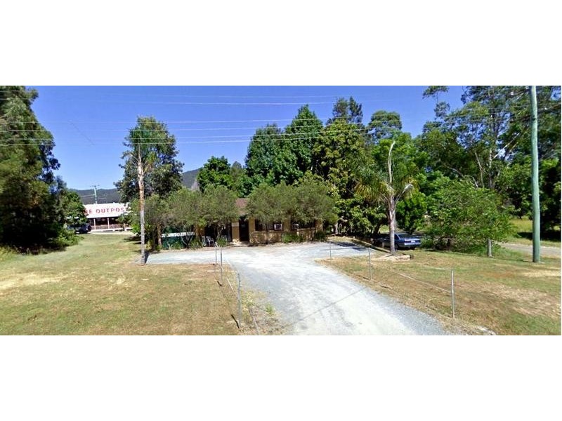 6 Finch Road, Canungra QLD 4275