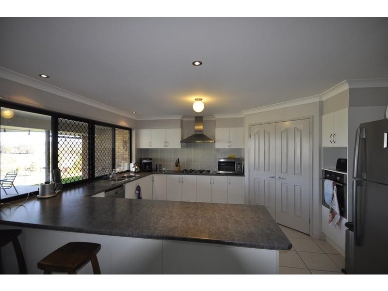 6 Lady Penrhyn Court, Mundoolun QLD 4285