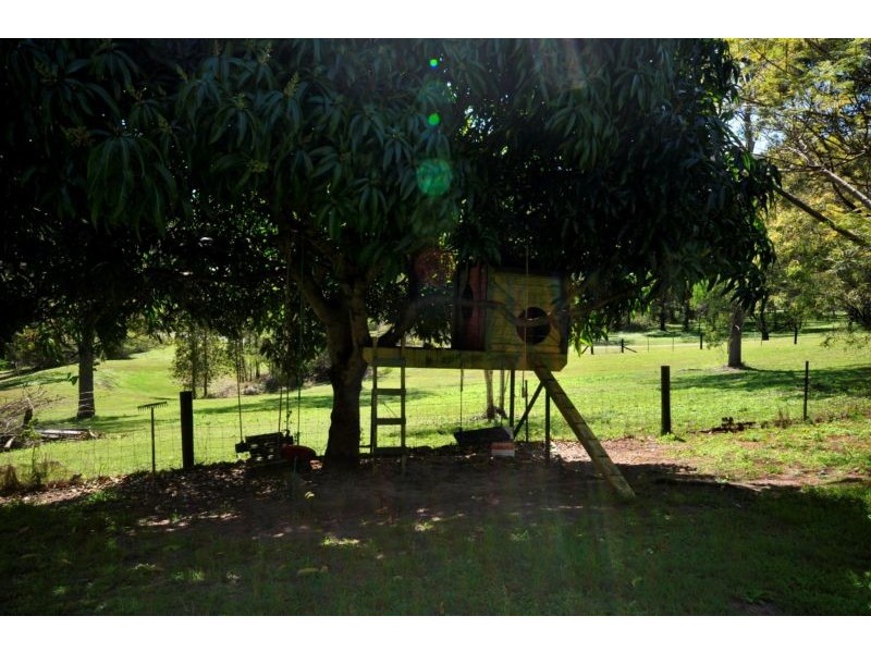 1 Bluegum, Wonglepong QLD 4275