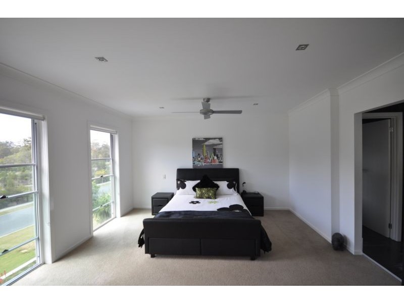 6 Greenview Drive, Upper Coomera QLD 4209
