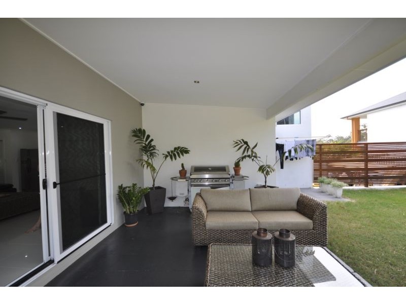 6 Greenview Drive, Upper Coomera QLD 4209