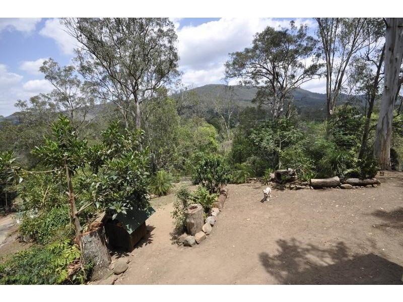 4 King Street, Canungra QLD 4275