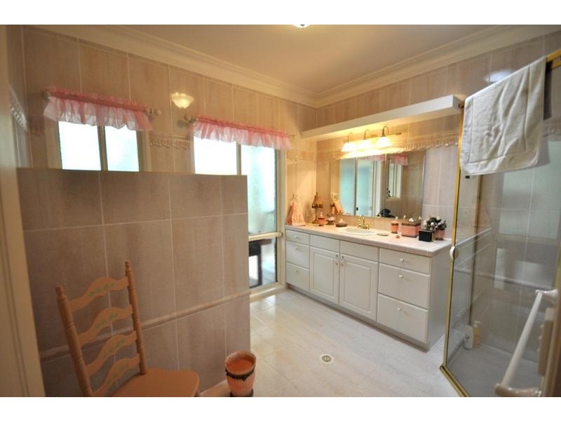 11-15 Thornbird Court, Boyland QLD 4275