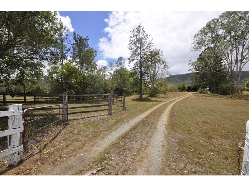 359 Biddaddaba Creek Road, Canungra QLD 4275