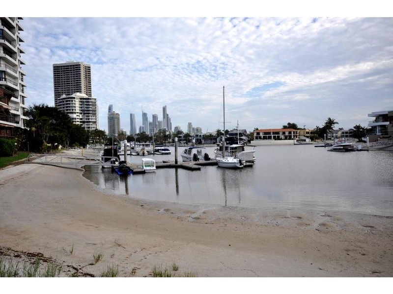 Surfers Paradise QLD 4217