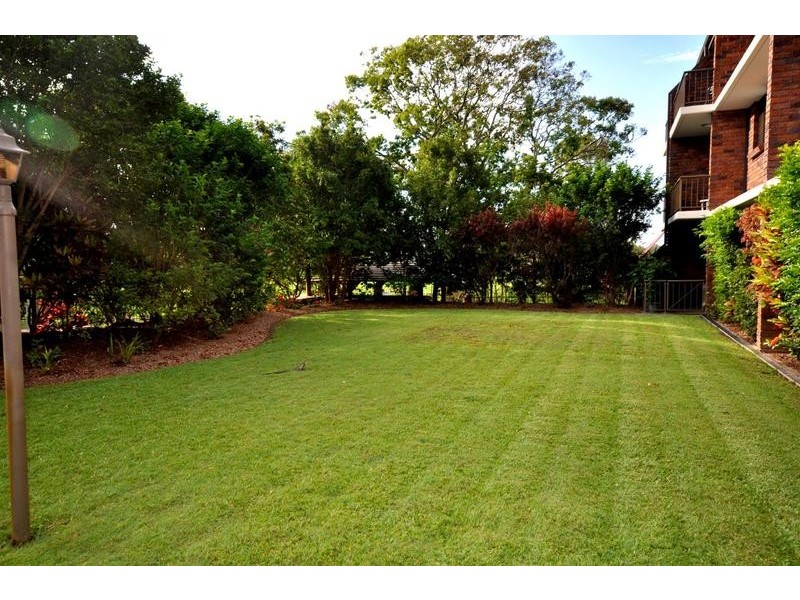 Paradise Waters QLD 4217