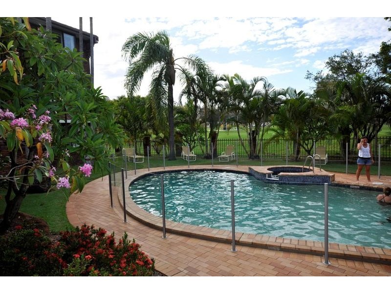 Paradise Waters QLD 4217