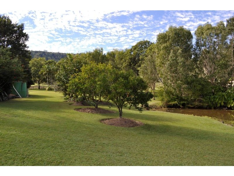 Wonglepong QLD 4275