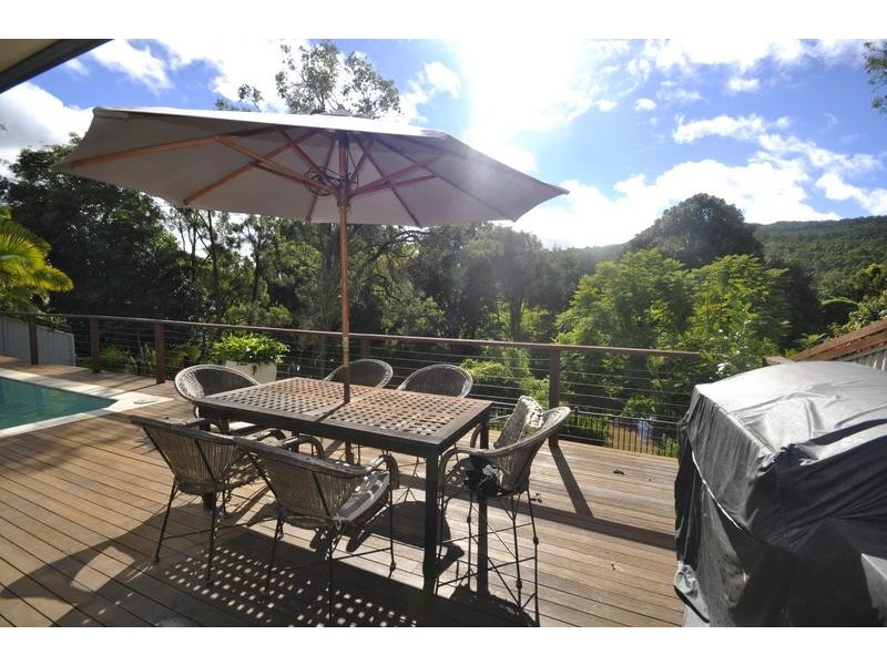 8 Riverbend Drive, Canungra QLD 4275