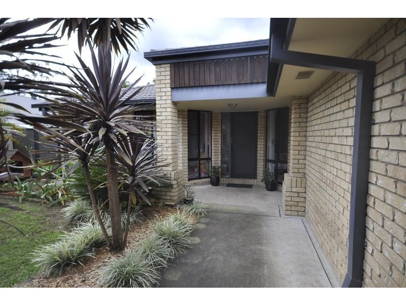 8 Riverbend Drive, Canungra QLD 4275