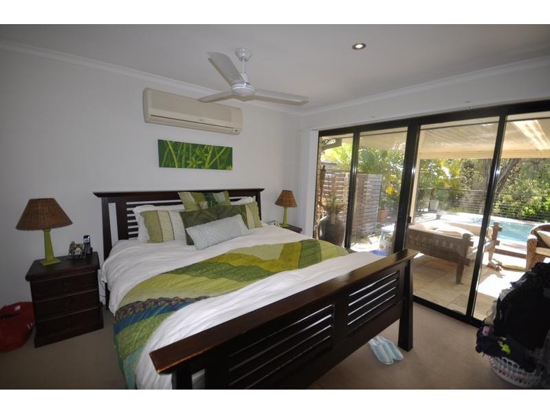 8 Riverbend Drive, Canungra QLD 4275