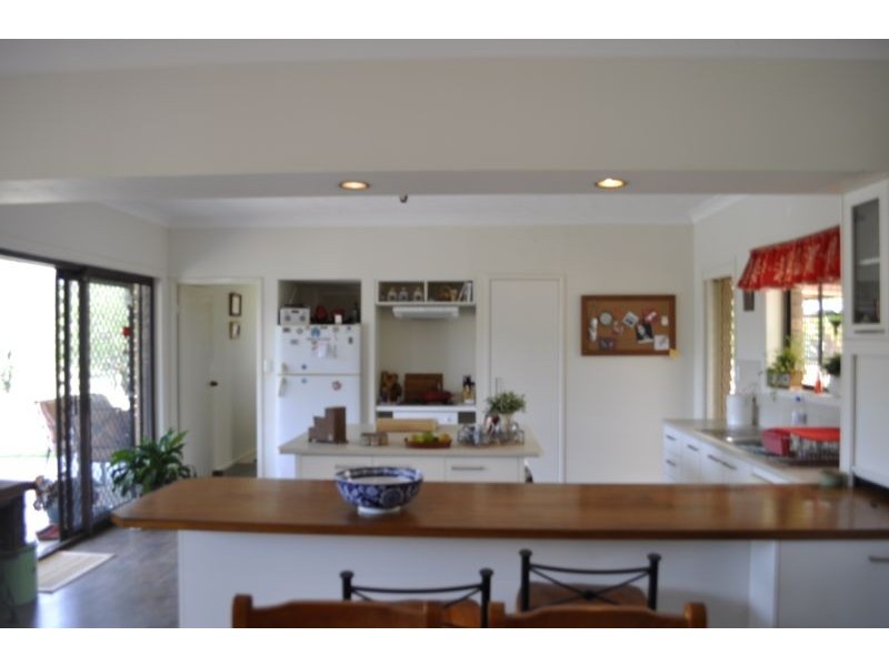 125 Armstrong Road, Biddaddaba QLD 4275