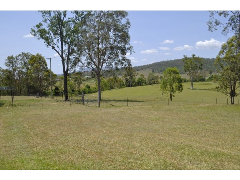 125 Armstrong Road, Biddaddaba QLD 4275