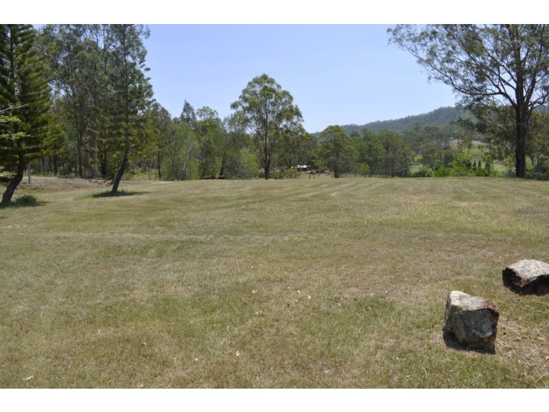 125 Armstrong Road, Biddaddaba QLD 4275