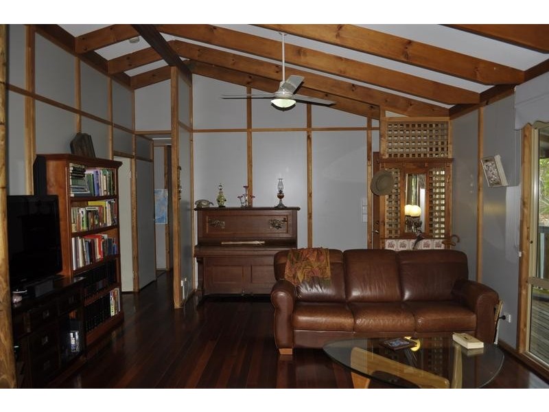 5 Plover Court,, Wonglepong QLD 4275