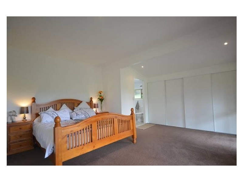 24 Flemington Road, Beechmont QLD 4211
