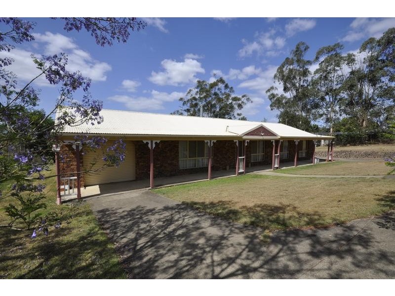 135 Sundown Court, Tamborine QLD 4270