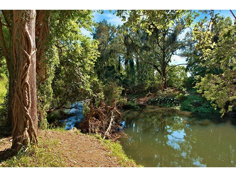 22 Riverbend Drive, Canungra QLD 4275