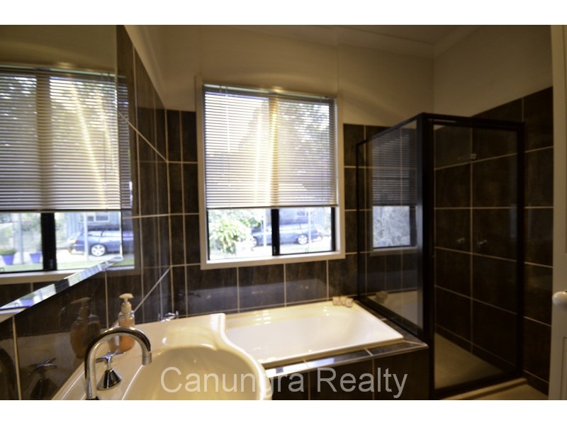 9 Hellfire Pass, Lower Beechmont QLD 4211