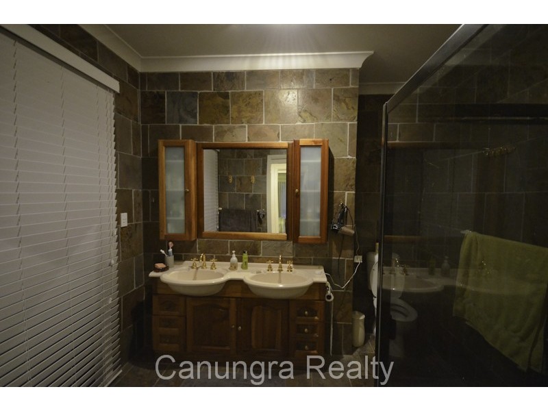 31 Bottletree Lane, Lower Beechmont QLD 4211