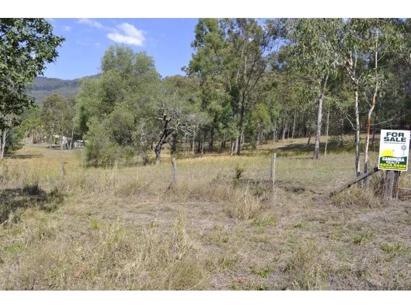 167 Vonda Youngman Dr, Tamborine QLD 4270