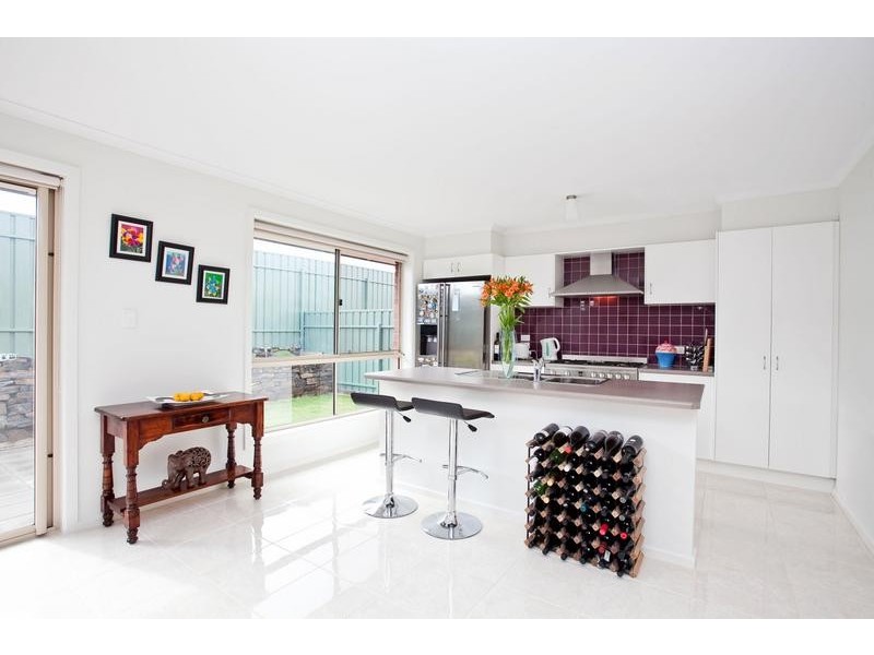 15 Ambrosini Court, Woodcroft SA 5162