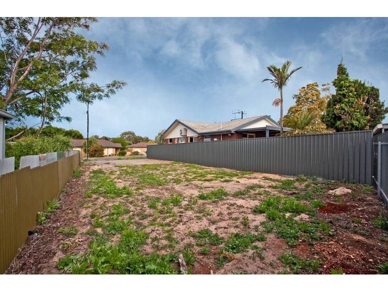 13a Dalkeith Avenue, Morphett Vale SA 5162