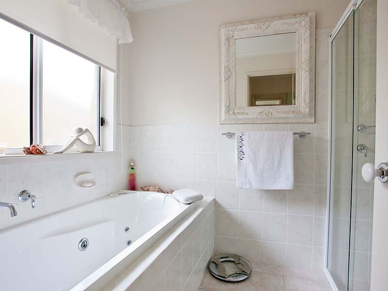 24 Hall Crescent, Old Noarlunga SA 5168