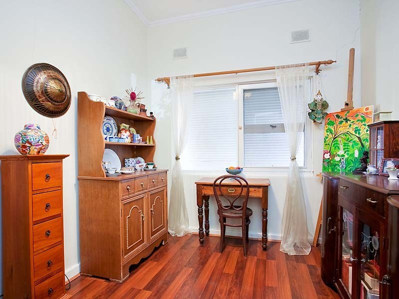 8 Sedunary Road, Morphett Vale SA 5162