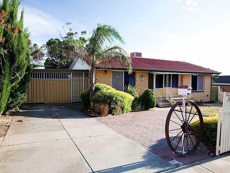 36 Felix Crescent, Morphett Vale SA 5162