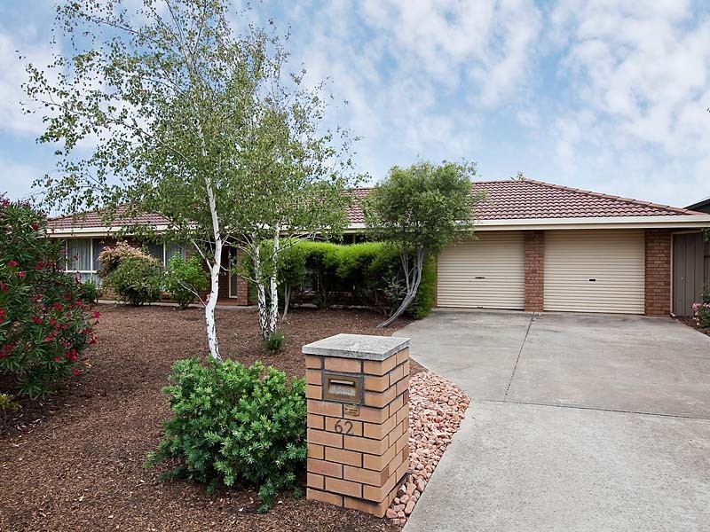 62 Foxfield Drive, Onkaparinga Hills SA 5163