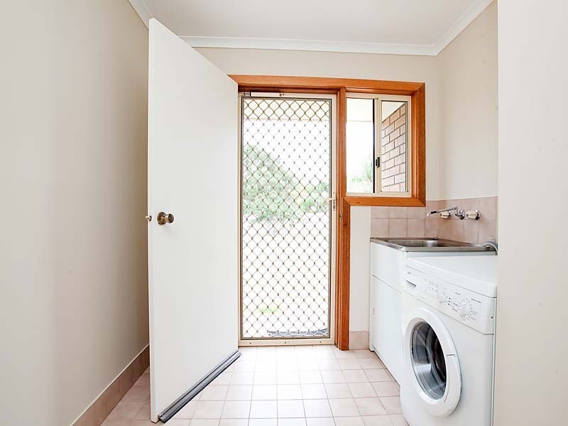 62 Foxfield Drive, Onkaparinga Hills SA 5163