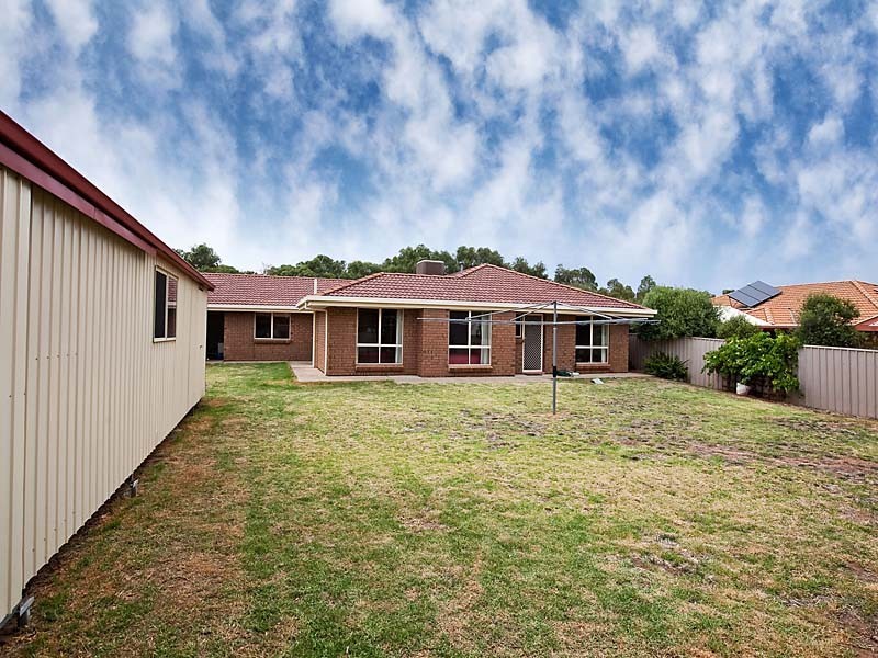 62 Foxfield Drive, Onkaparinga Hills SA 5163