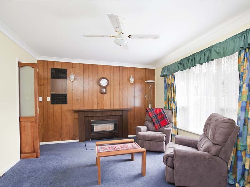 24 Susan Road, Hackham SA 5163