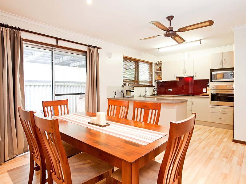 10 Riordan Street, Morphett Vale SA 5162