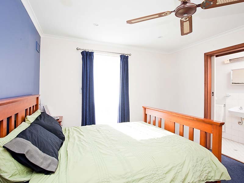 10 Riordan Street, Morphett Vale SA 5162