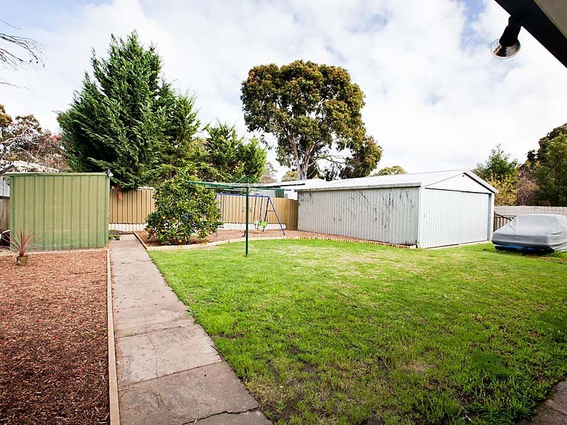10 Riordan Street, Morphett Vale SA 5162