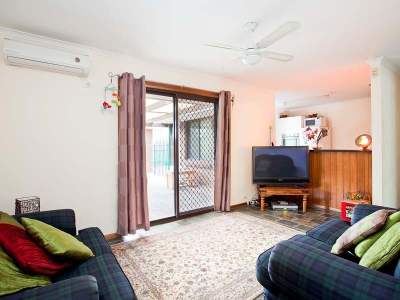 74 Ragamuffin Drive, Hallett Cove SA 5158