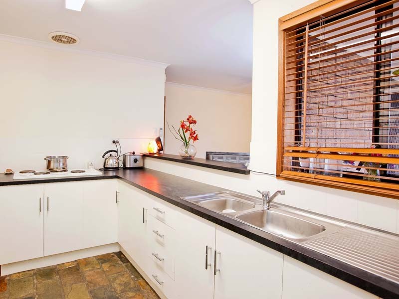74 Ragamuffin Drive, Hallett Cove SA 5158