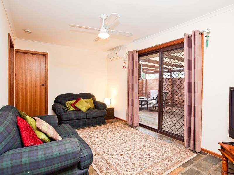 74 Ragamuffin Drive, Hallett Cove SA 5158