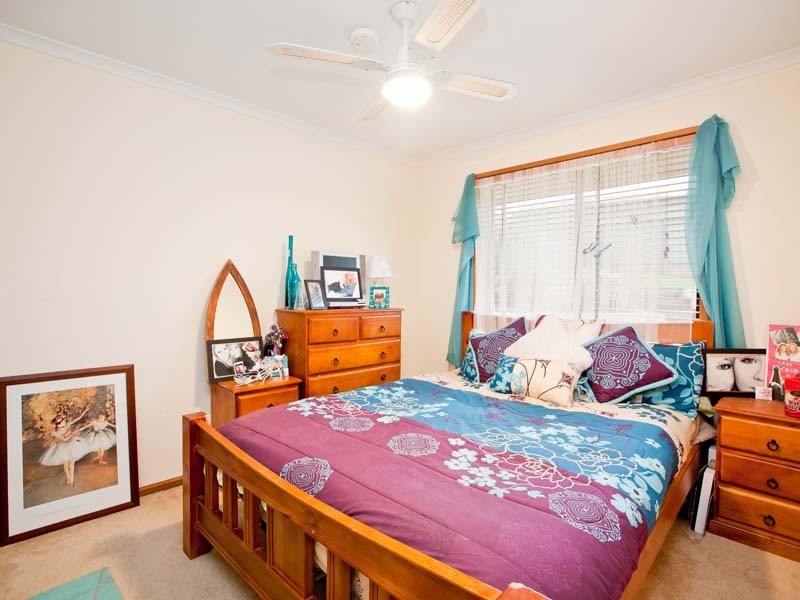 74 Ragamuffin Drive, Hallett Cove SA 5158