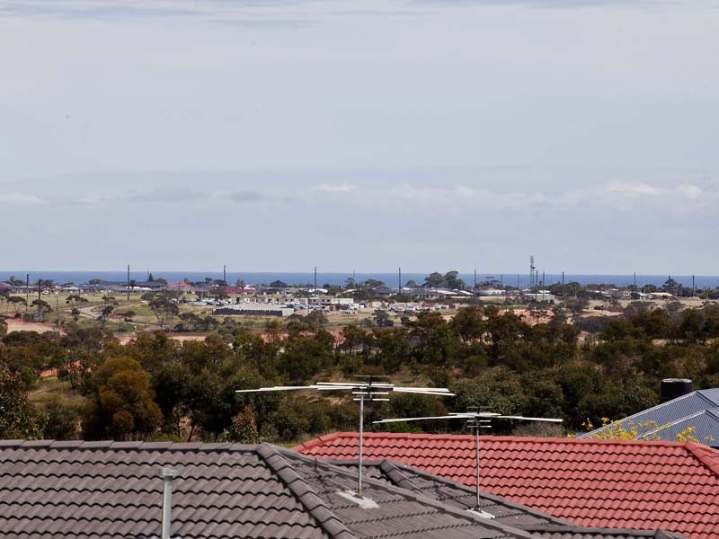 30 Perry Road, Huntfield Heights SA 5163