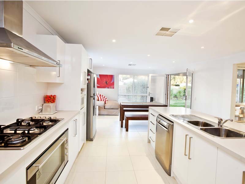 24 Aubrey Drive, Willunga SA 5172