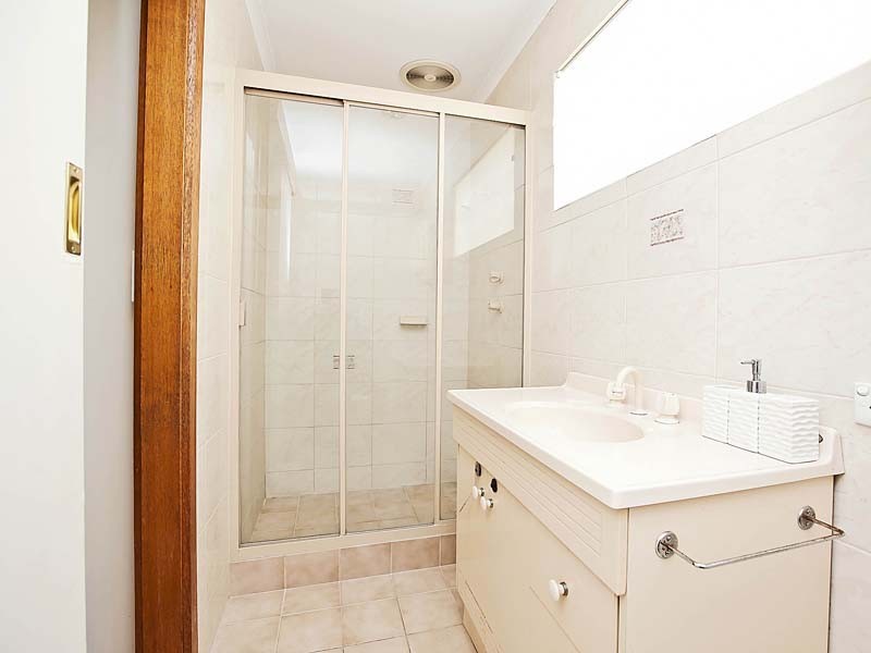 16 Rainbow Street, Hallett Cove SA 5158