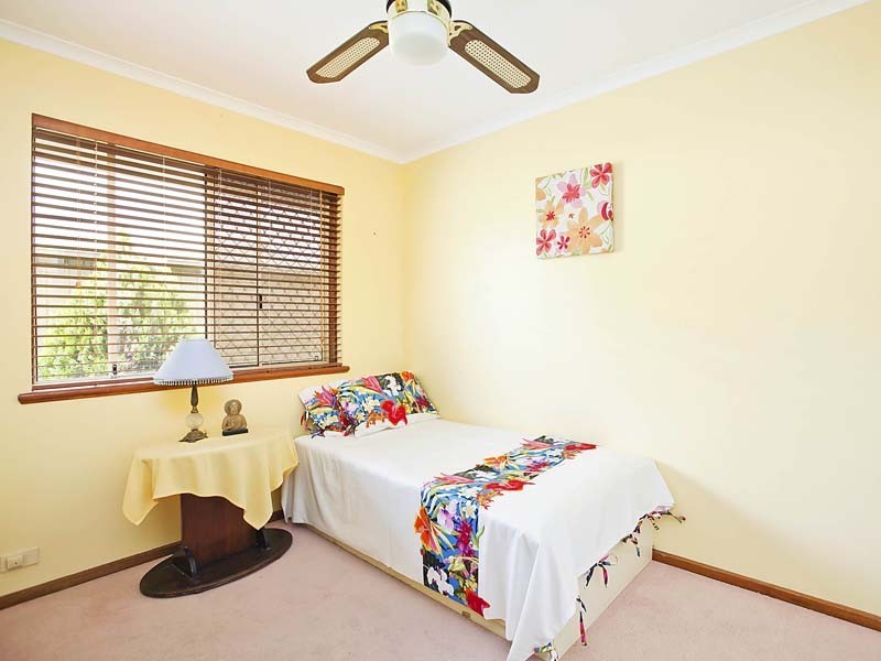 16 Rainbow Street, Hallett Cove SA 5158