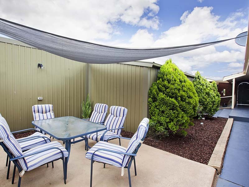 16 Rainbow Street, Hallett Cove SA 5158