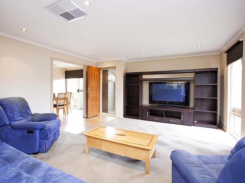 16 Rainbow Street, Hallett Cove SA 5158