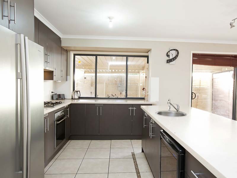 5a Pembry Crescent, Morphett Vale SA 5162