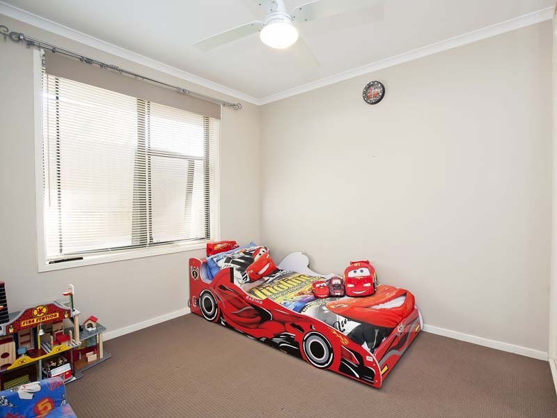 5a Pembry Crescent, Morphett Vale SA 5162